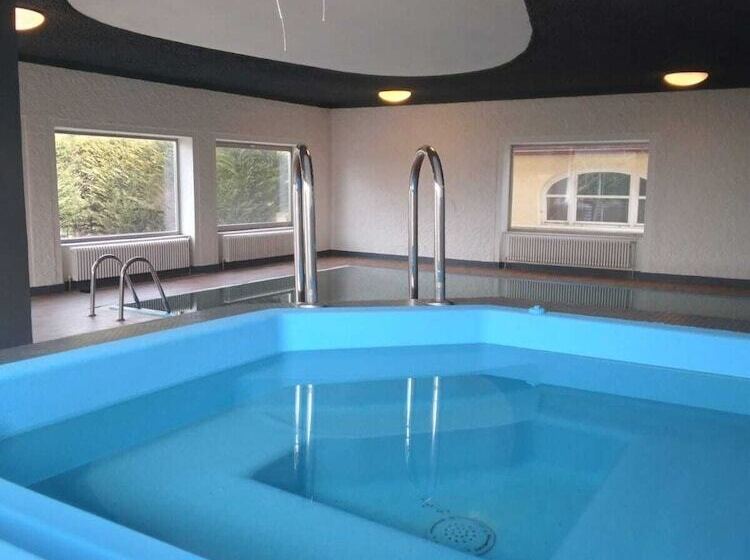 فندق Regina Del Bosco