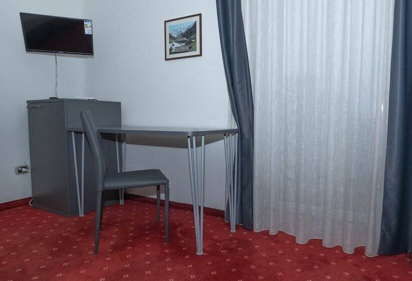 فندق Regina Del Bosco