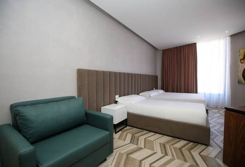 בית מלון כפרי Sea & Sand