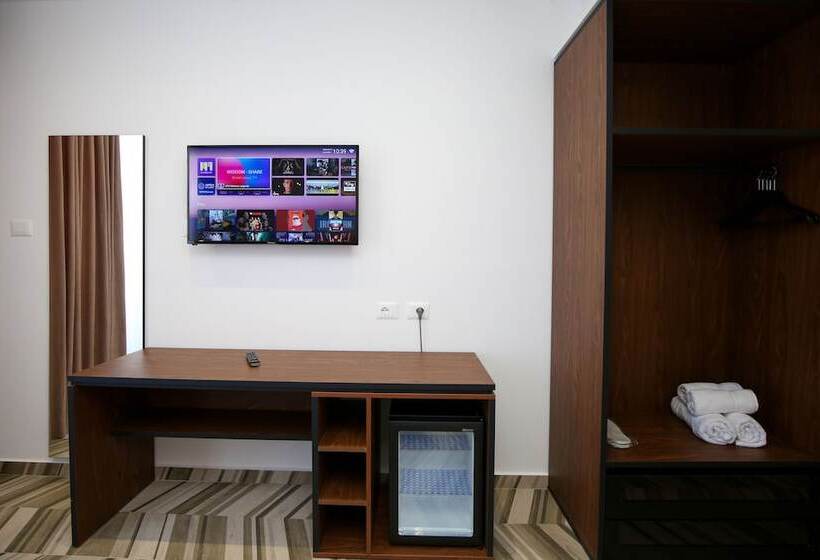 בית מלון כפרי Sea & Sand