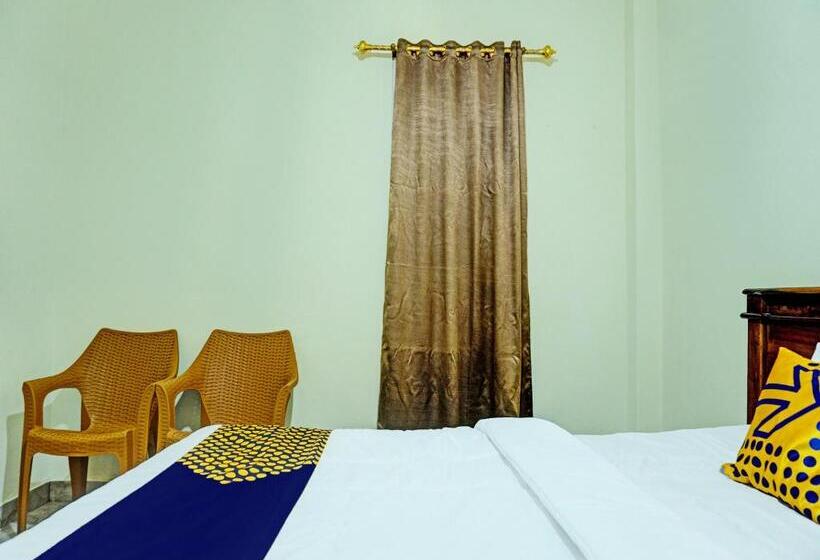 בית מלון כפרי Spot On 92392 Penginapan Vinccent22 Syariah