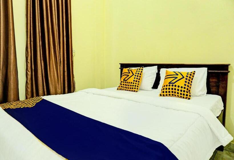 בית מלון כפרי Spot On 92392 Penginapan Vinccent22 Syariah