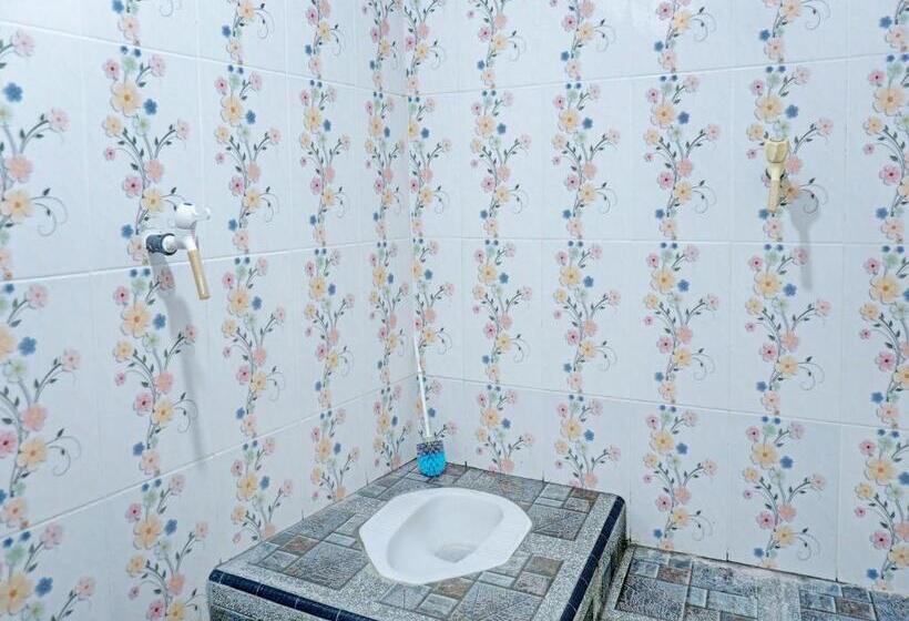 בית מלון כפרי Spot On 92392 Penginapan Vinccent22 Syariah