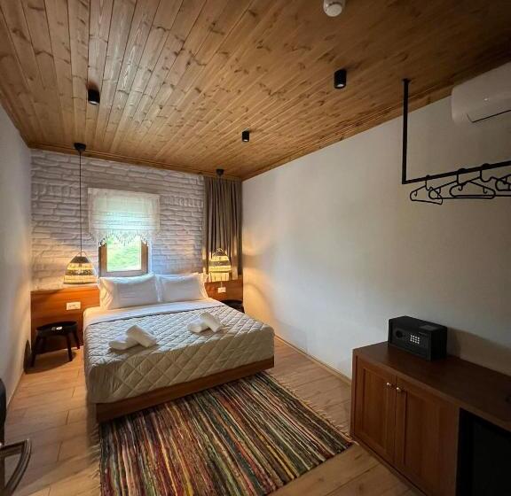 酒店 The Stone Sky