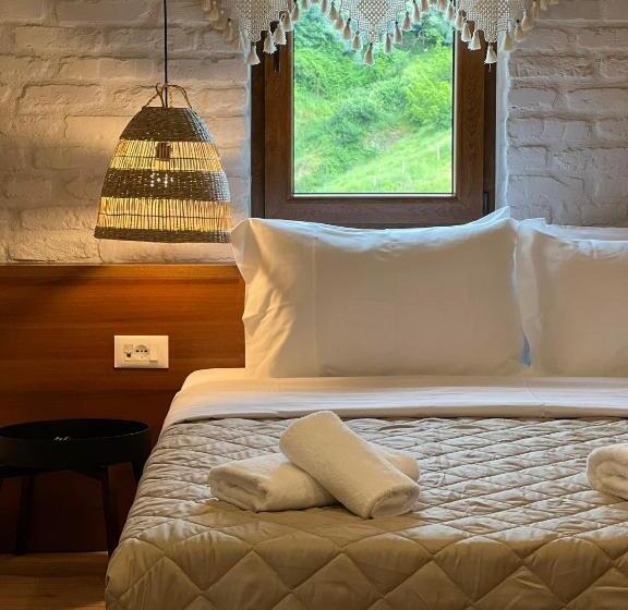 酒店 The Stone Sky