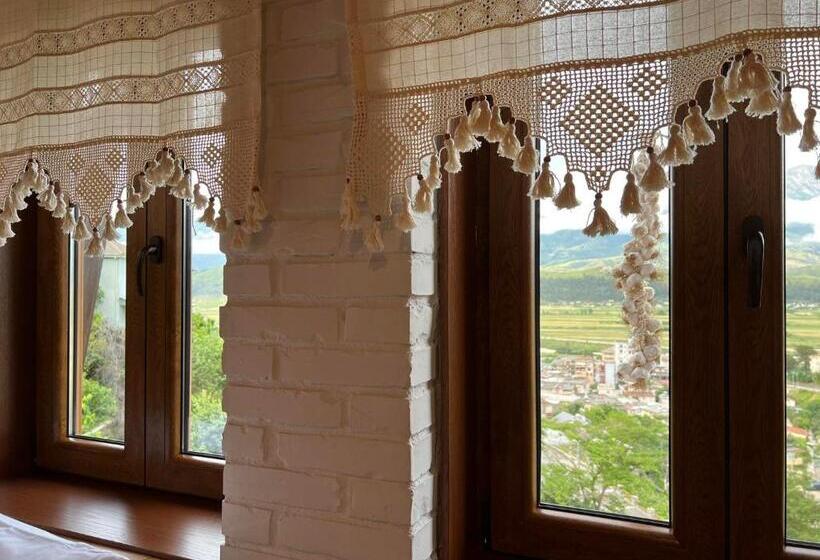 酒店 The Stone Sky