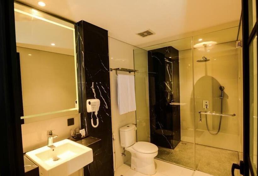 Nata Azana Hotel Solo