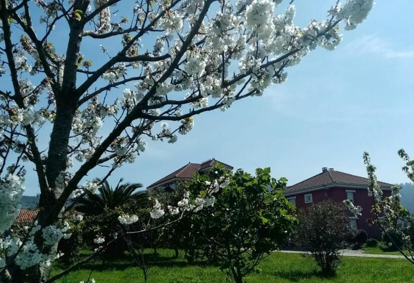 פנסיון Alojamientos Prada