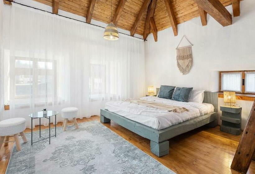 פנסיון Casa Meburger 279