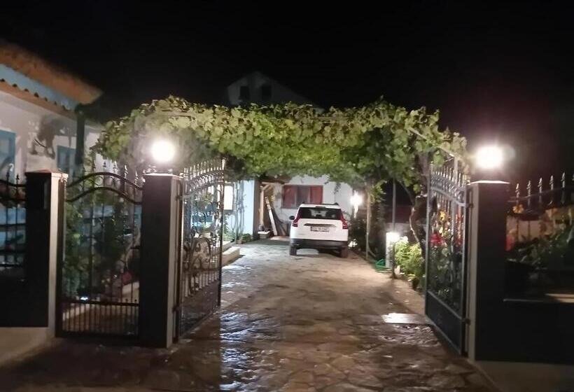 פנסיון Casa Rasaritul Soarelui Sarichioi