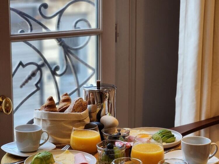 پانسیون La Maison De Blanche