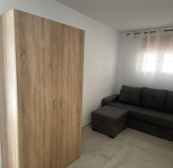 膳宿费 Suites Benalup Centro