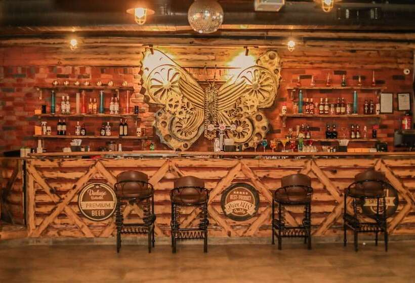 Regenta Central Lucknow By Royal Orchid Hotels Limited