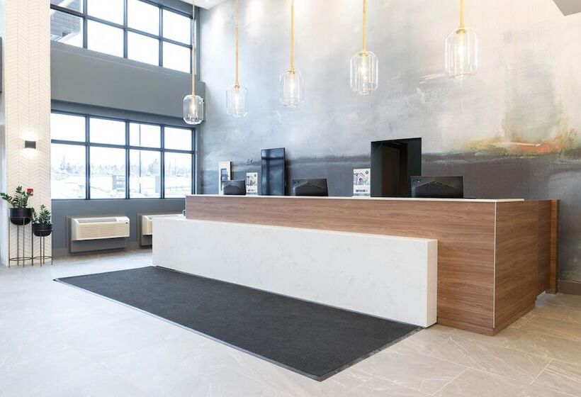 Sandman Signature Dartmouth Hotel & Suites