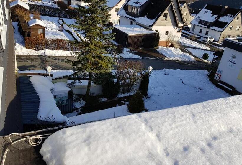 Berghotel Natura Bed & Breakfast