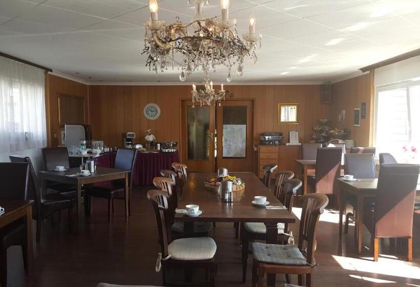 Berghotel Natura Bed & Breakfast