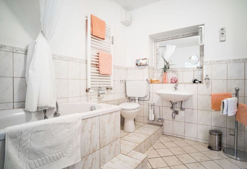 Bärenturm Hotelpension