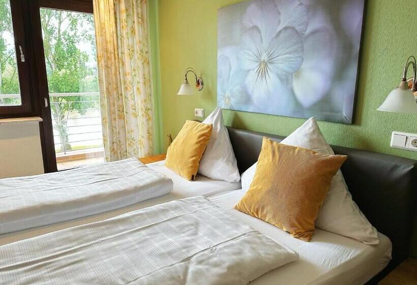 Garni Hotel Moselschild