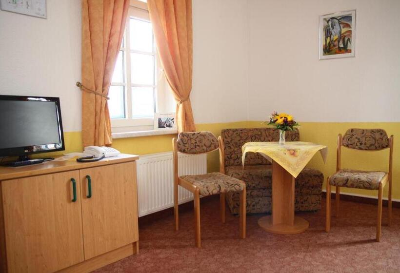 Haus Kehrwieder   Hotel Am Kur Café