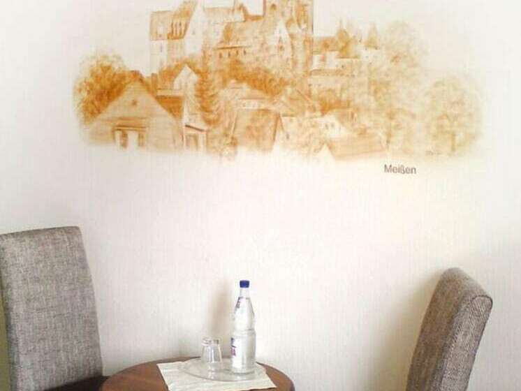 ホテル Am Kreischaer Park