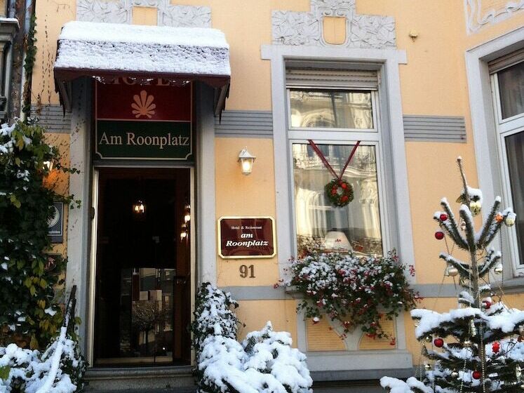 酒店 Am Roonplatz