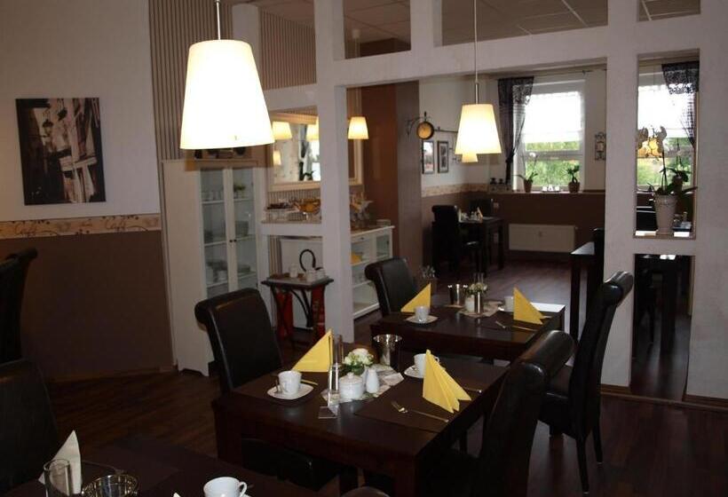 Отель Am Schützenberg