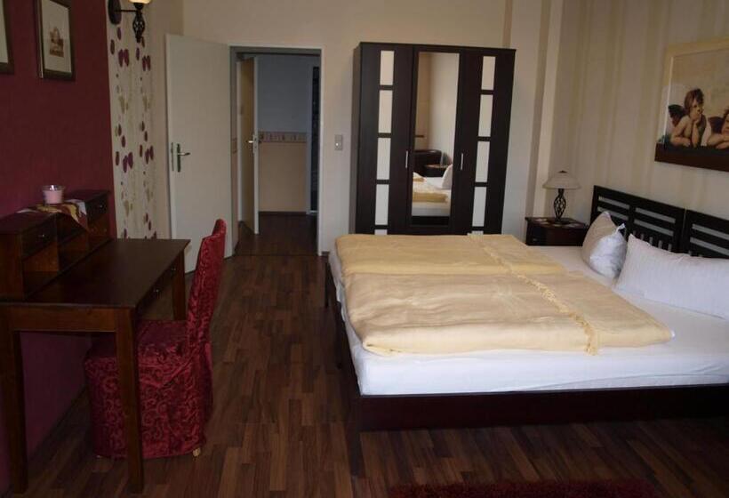 Отель Am Schützenberg