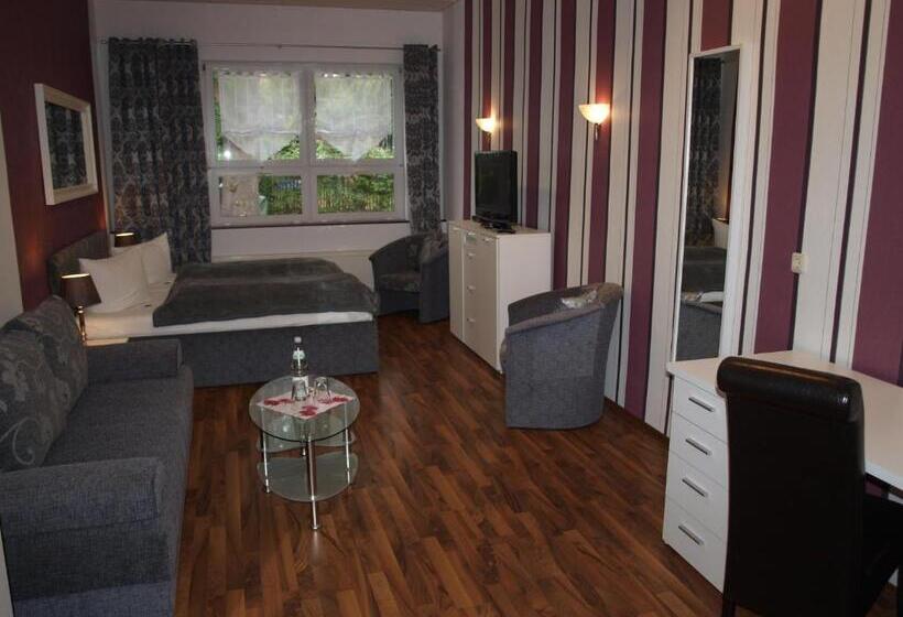 Отель Am Schützenberg