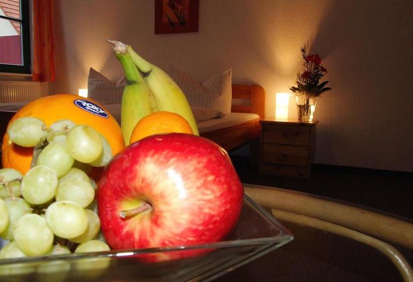 בית מלון כפרי Waren Alte Warener Zeitung