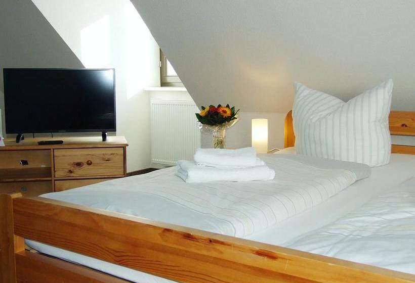 בית מלון כפרי Waren Alte Warener Zeitung