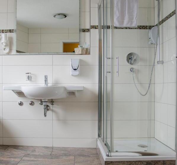 בית מלון כפרי Aristo