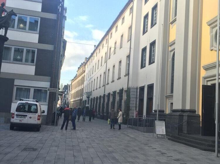 فندق Barcelona Bed & Breakfast