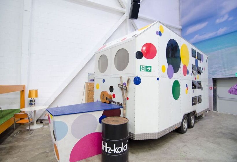 فندق Basecamp Bonn