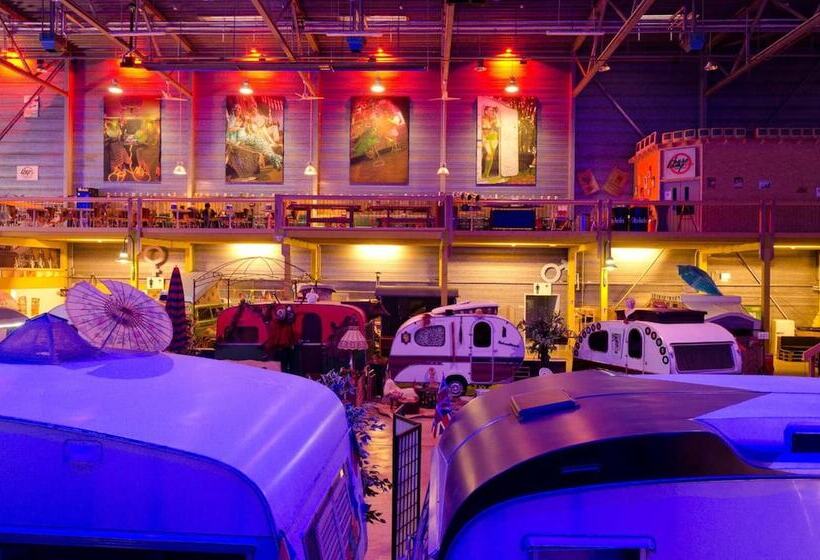 فندق Basecamp Bonn