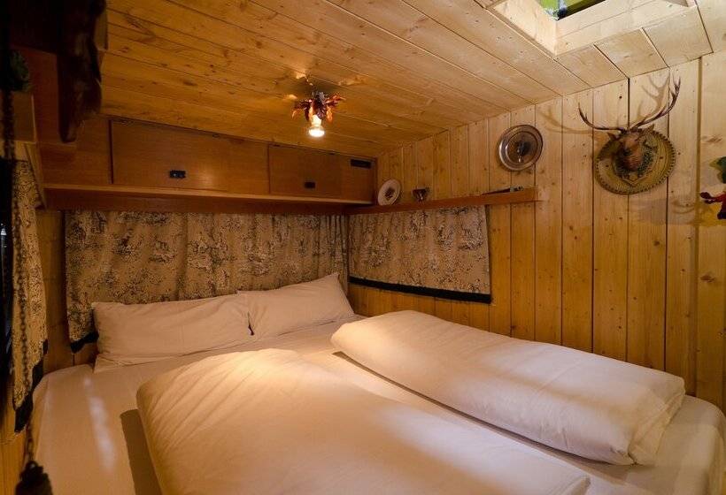 فندق Basecamp Bonn