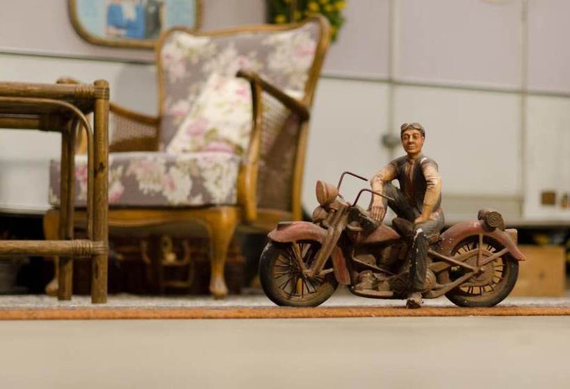 فندق Basecamp Bonn