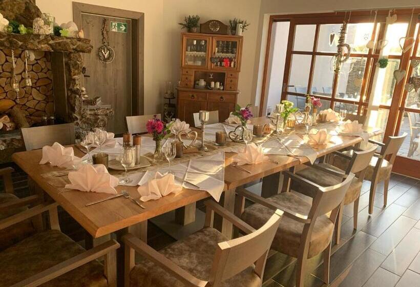 酒店 Bernrieder Hof