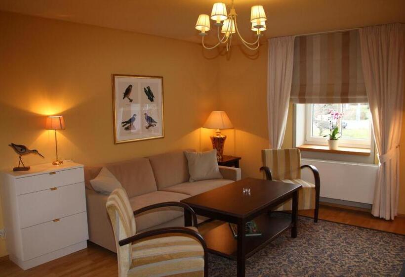 فندق & Café Daheim