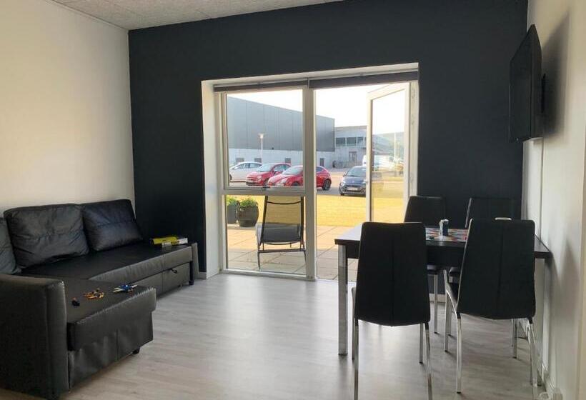 酒店 Dana Cup Sportscenter