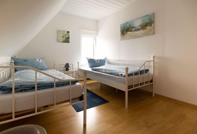 ホテル Feriendorf Slawitsch