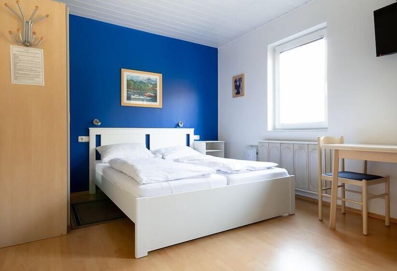 ホテル Feriendorf Slawitsch