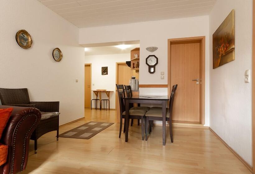 فندق Feriendorf Slawitsch