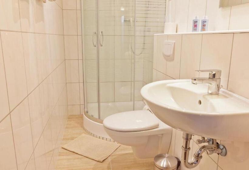 Отель Ganita Weil Am Rhein