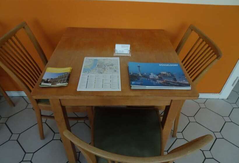 هتل Gastehaus Grupello