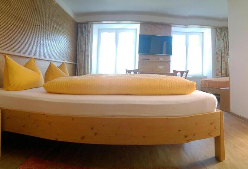 酒店 Gasthaus Storchen