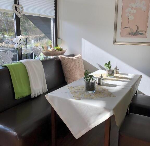 Отель Gästehaus Cramer