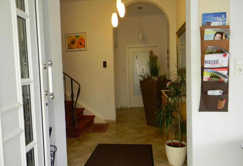 호텔 Gästehaus Kehne