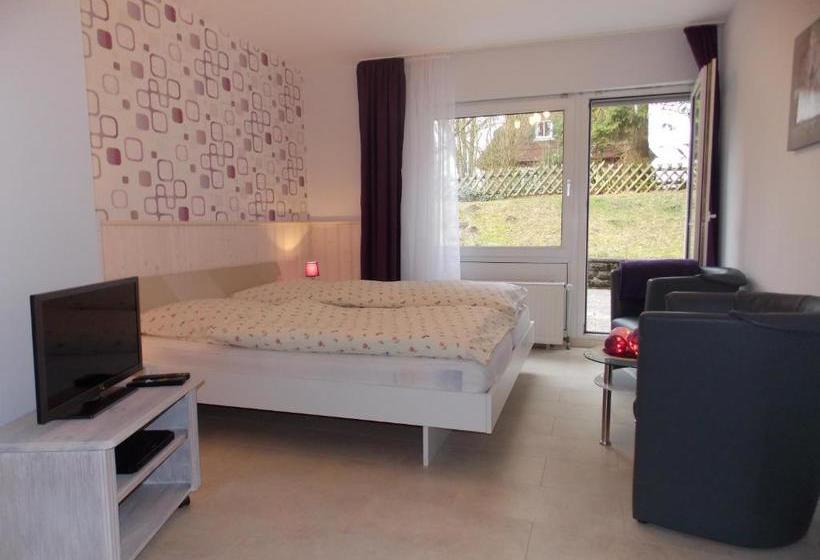 فندق Gästehaus Tannenhof