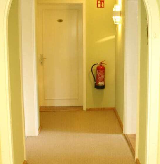 فندق Haus Am Bach   Gemütliche Pension