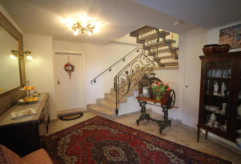 Отель Haus Jutta